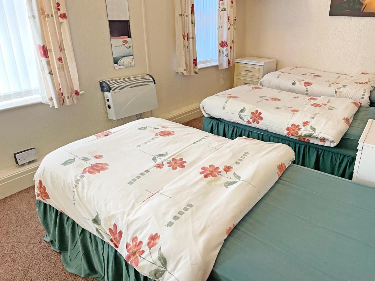 Balin Helmshore Hotel ブラックプール エクステリア 写真